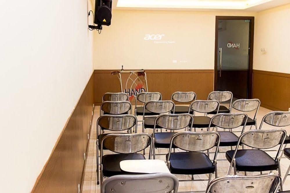 Oyo 277 Rukotel Near Rsu Adi Husada Undaan Kota Surabaja Zewnętrze zdjęcie